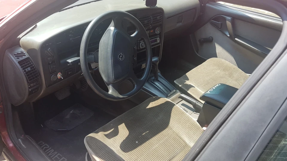 Opel Omega Вишенька 4