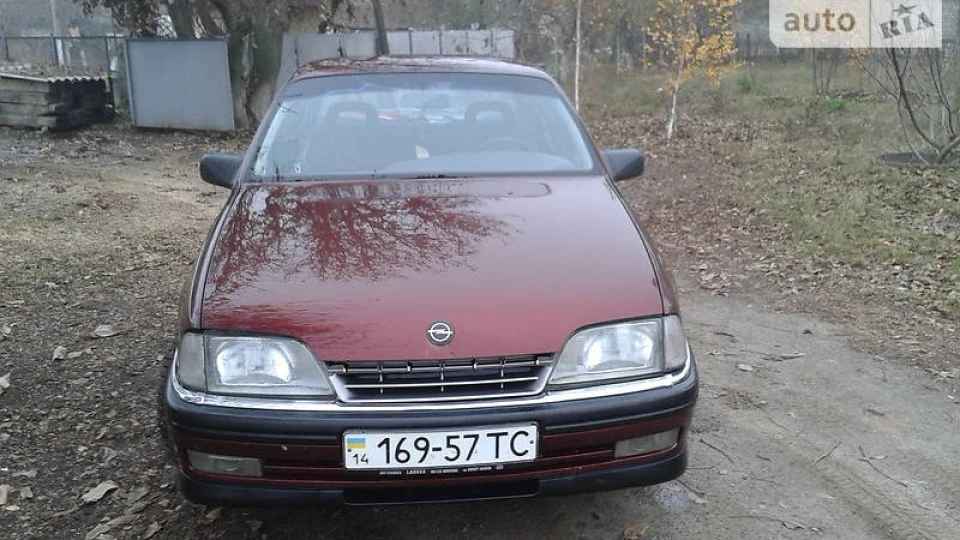 Opel Omega Вишня 2