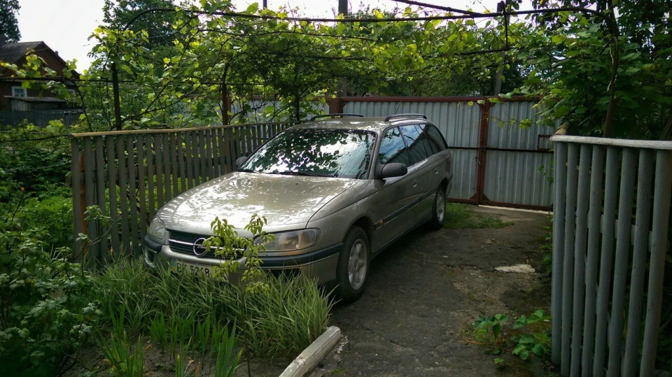 Opel Omega x20se vagon 2