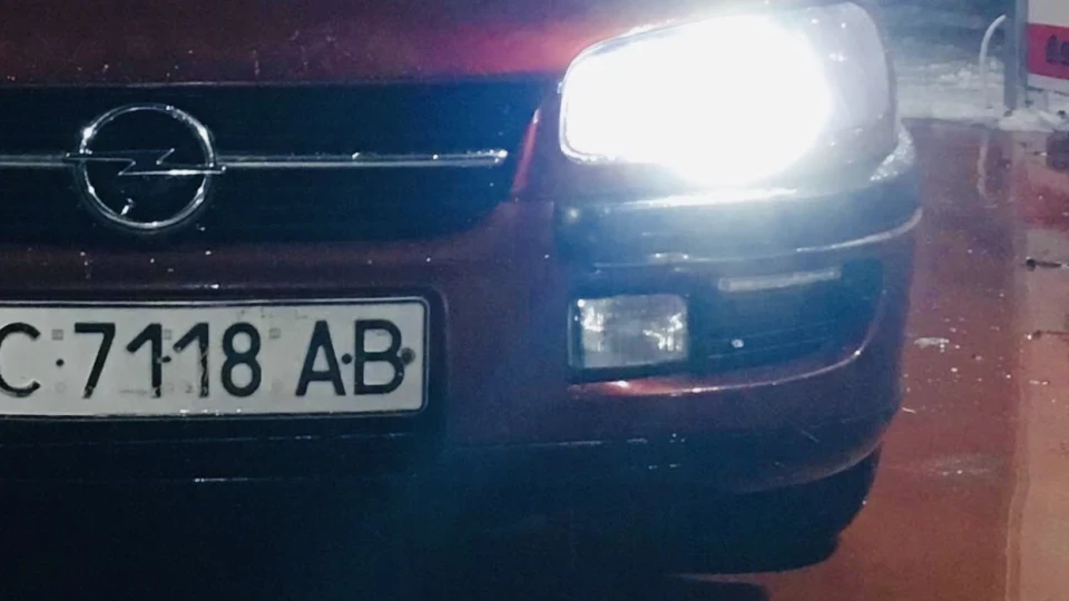 Opel Omega X20XEV 2