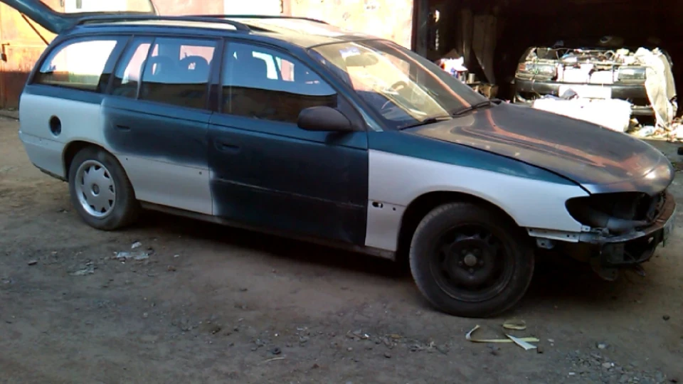 Opel Omega X20XEV 3
