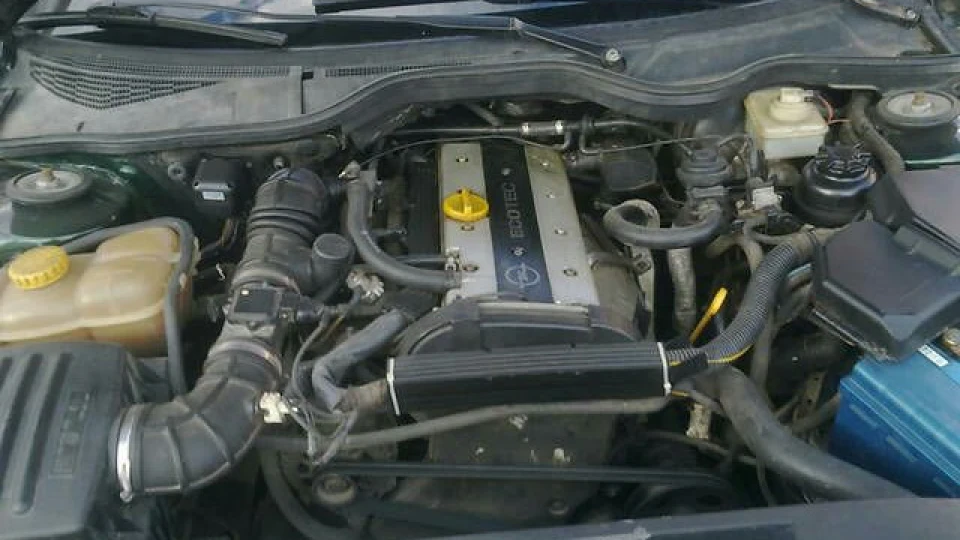 Opel Omega X20XEV 2