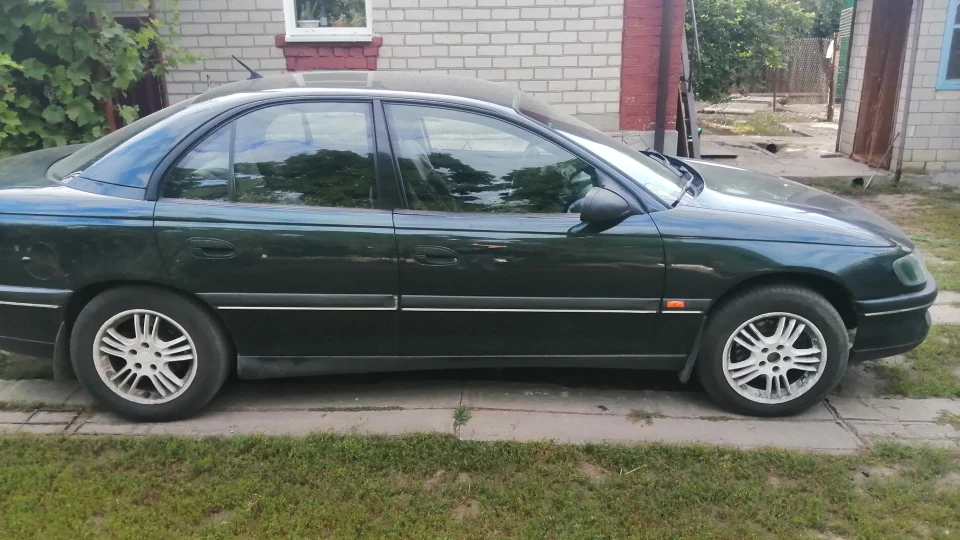 Opel Omega X20xev 4