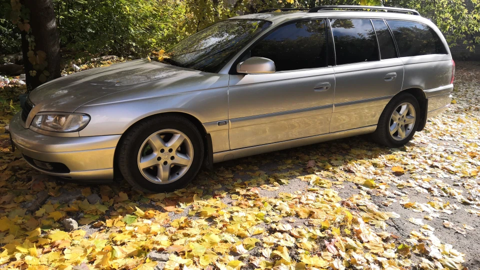 Opel Omega Y22xe 2