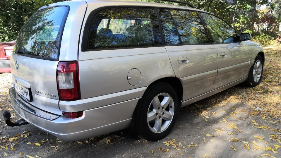 Opel Omega Y22xe 3