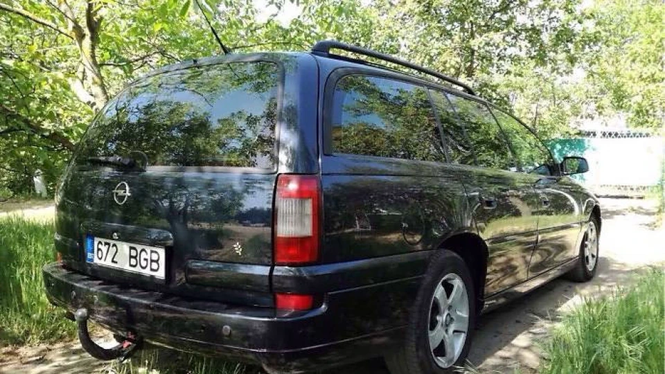 Opel Omega Y25DT