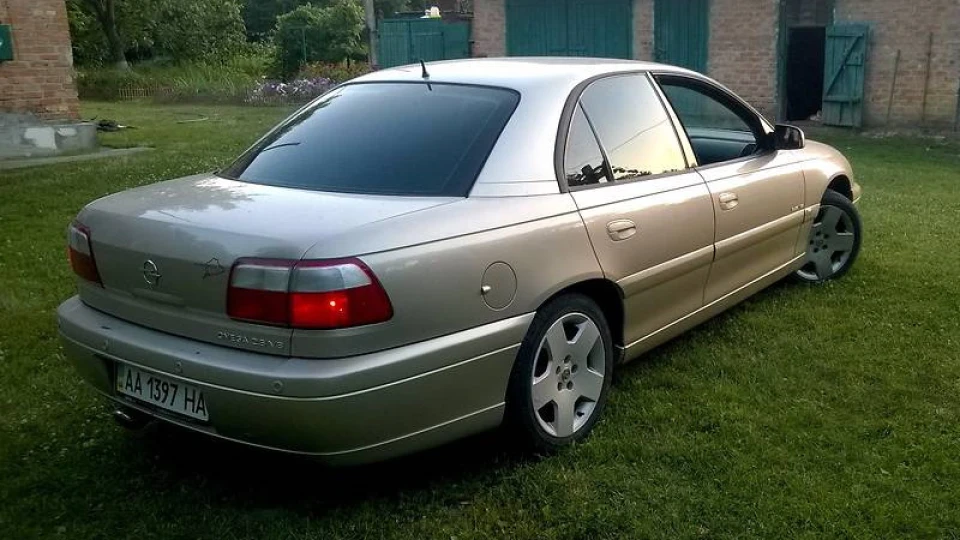Opel Omega Y26SE GAS Продано 2