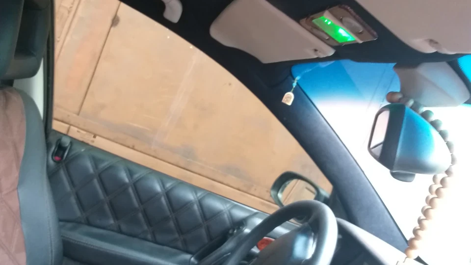 Opel Omega жопель 2