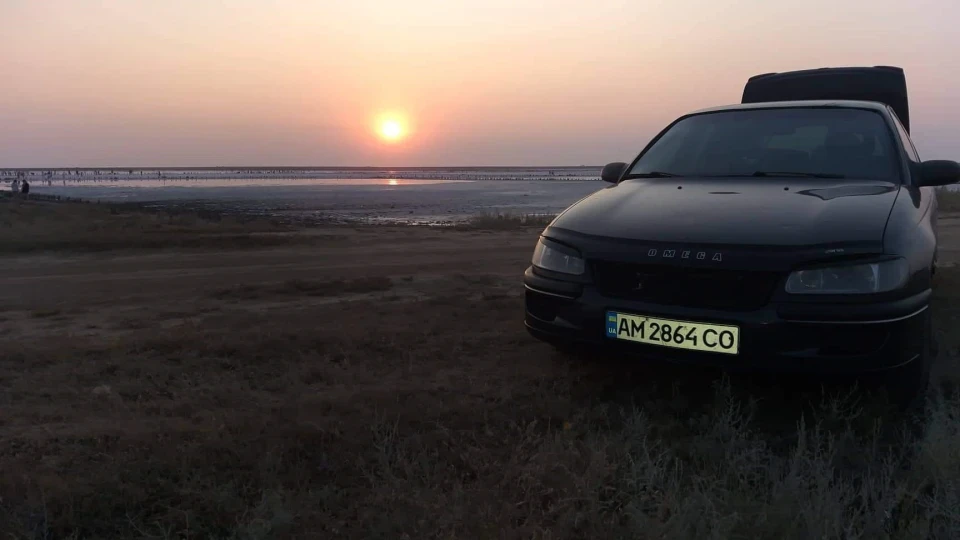 Opel Omega жопель 5