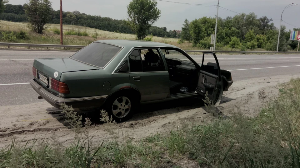Opel Rekord 1.8i 3