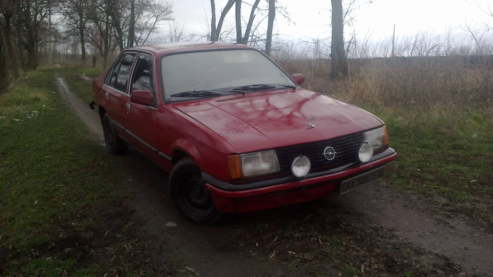 Opel Rekord 2.0 i 5