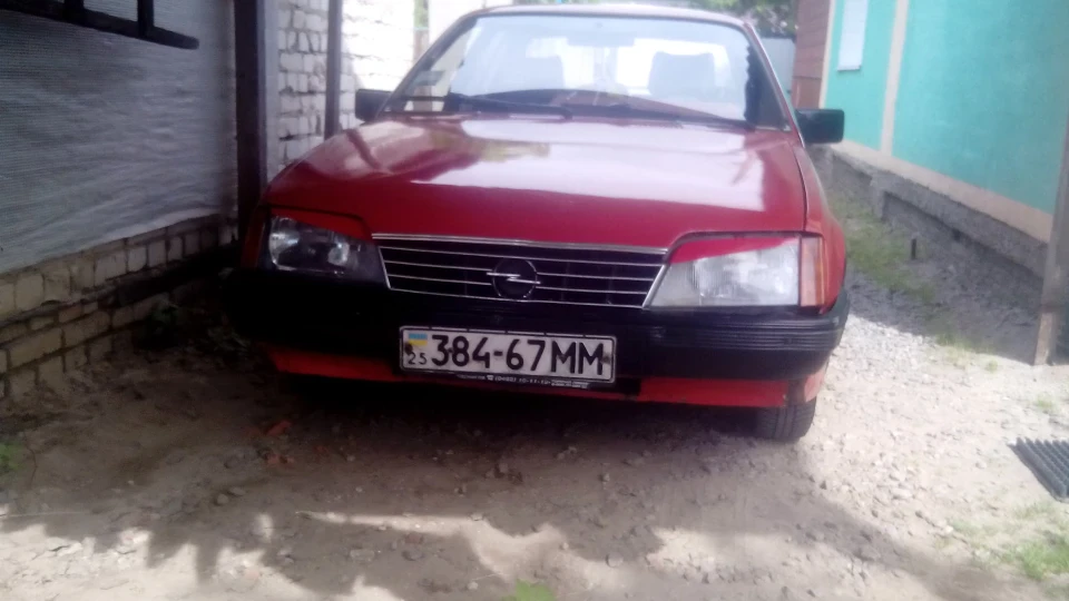 Opel Rekord 2.0 карбюраторна 4