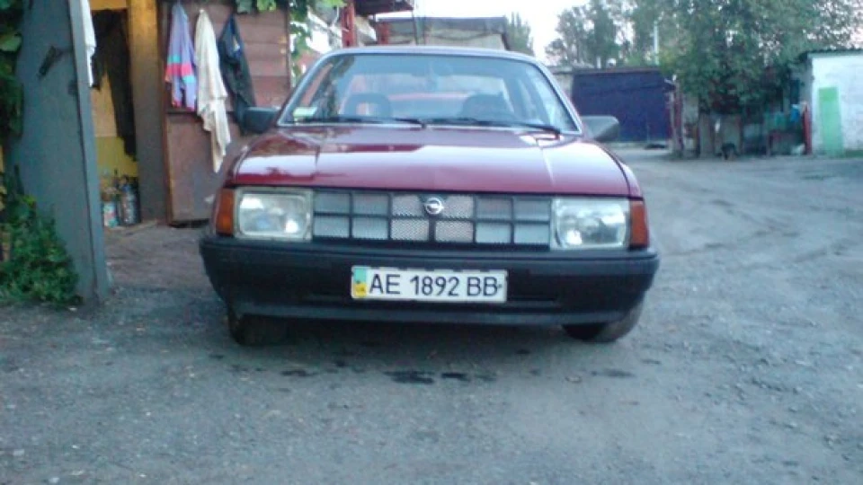 Opel Rekord 2.0 Купе 4