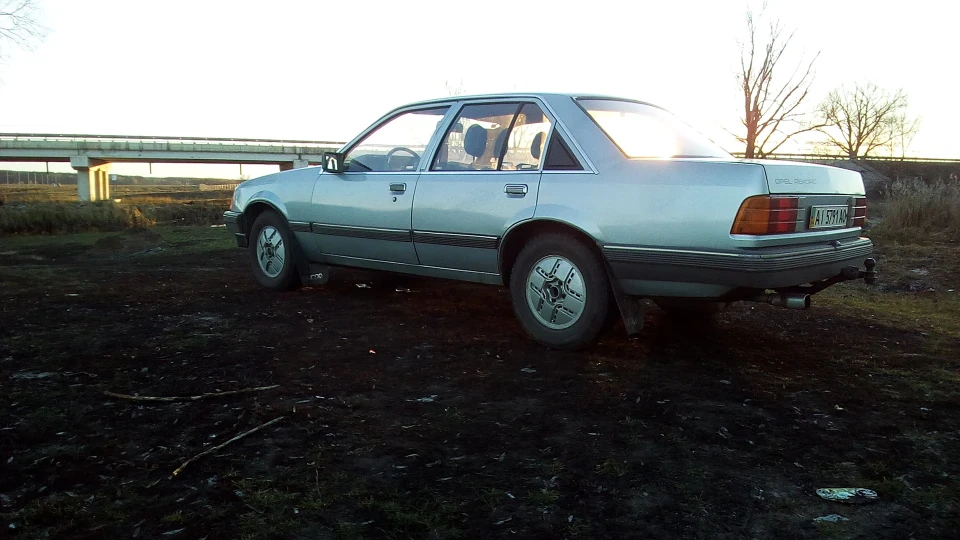 Opel Rekord 2.0 3