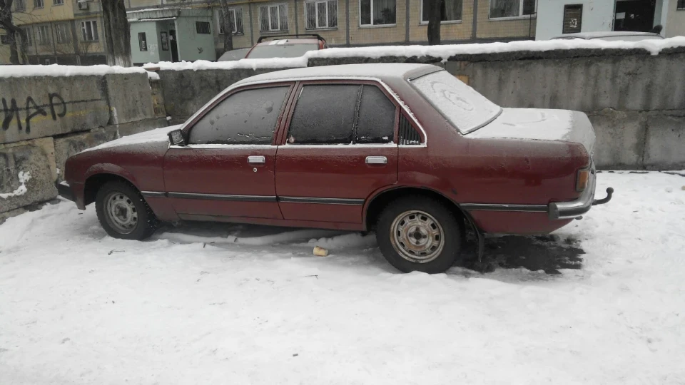 Opel Rekord 2.0s мега-рекс