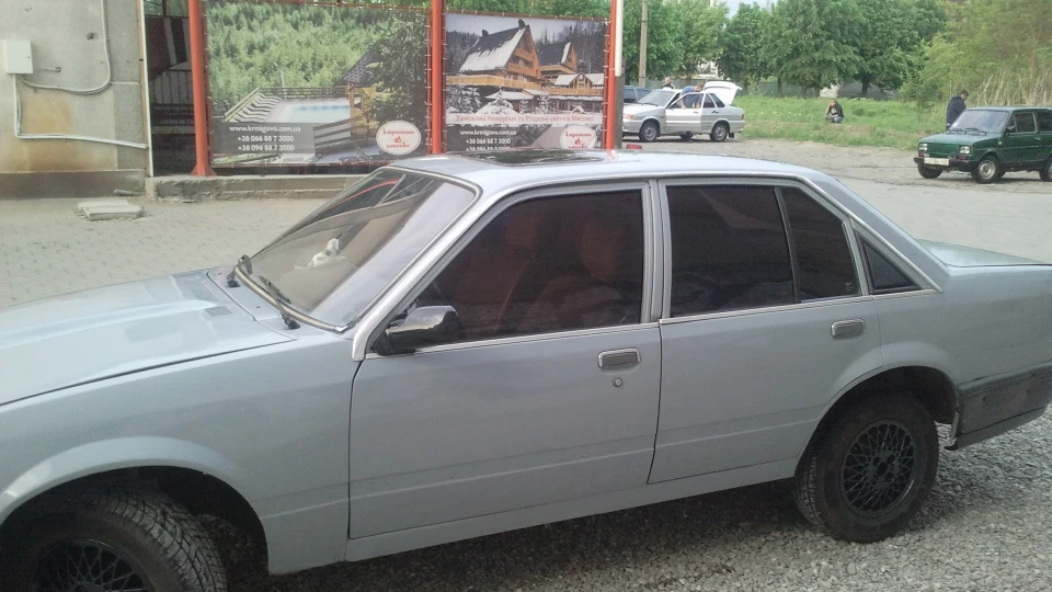 Opel Rekord 2.3 Turbo Dizel 4