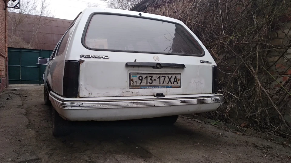 Opel Rekord Білий 3.14..здець 3