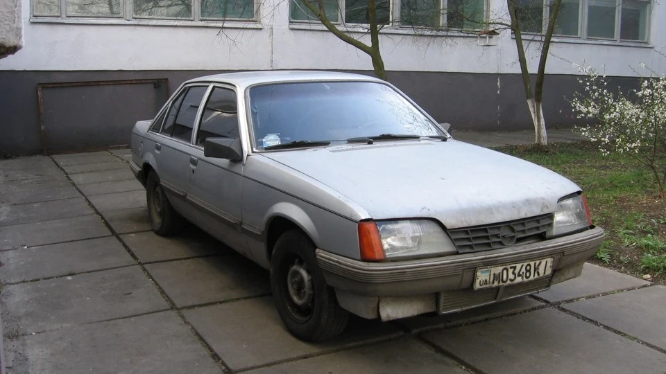 Opel Rekord C20NE 2