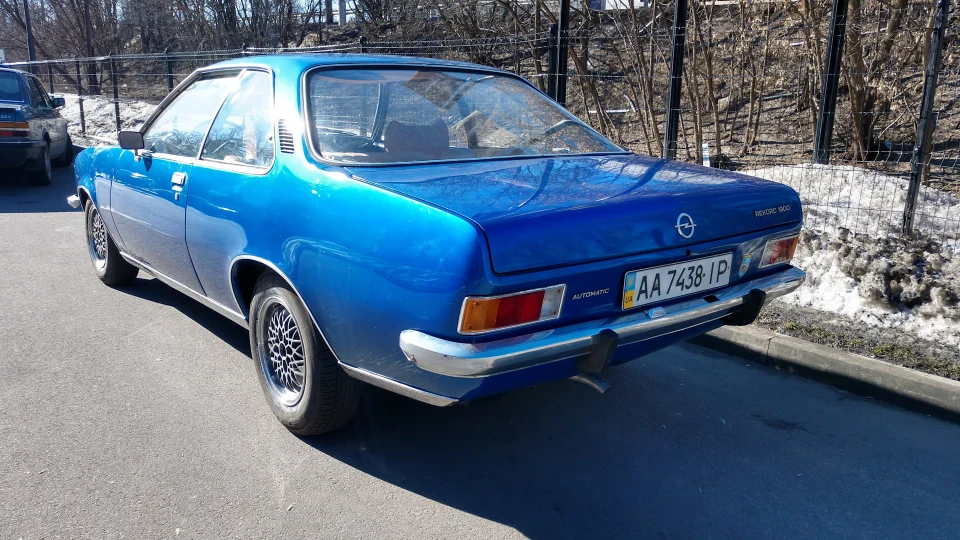 Opel Rekord Coupe 2