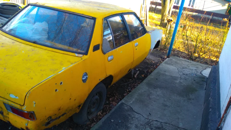 Opel Rekord D Limousine 4