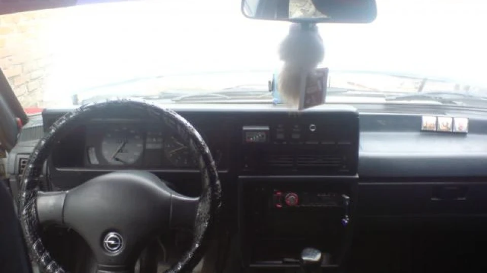 Opel Rekord E2 1,8 S 2