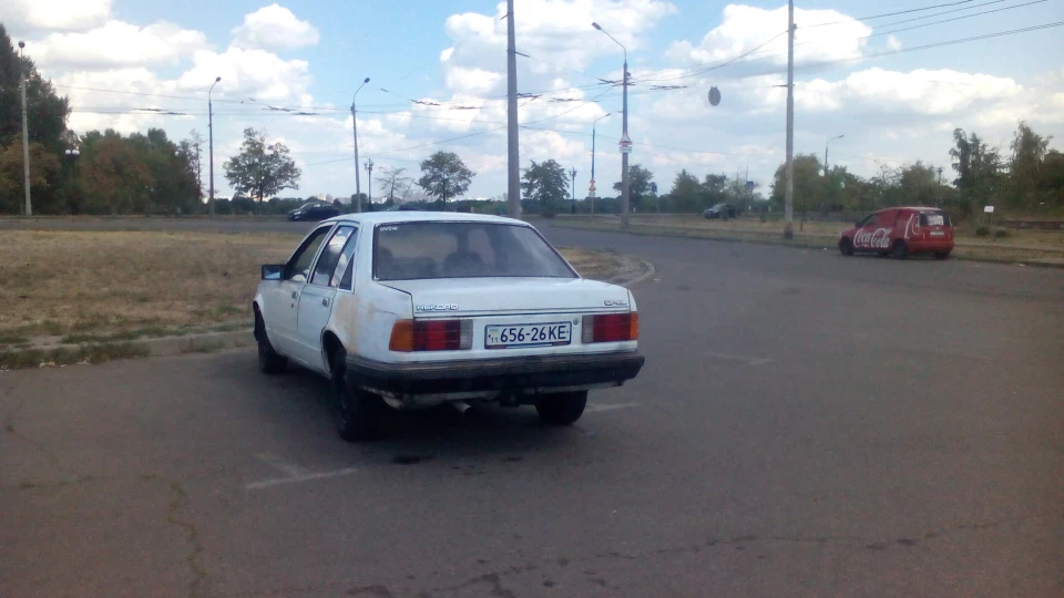 Opel Rekord E2 2.0 Танк 5