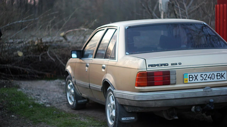 Opel Rekord E2 Дизелюра) 5