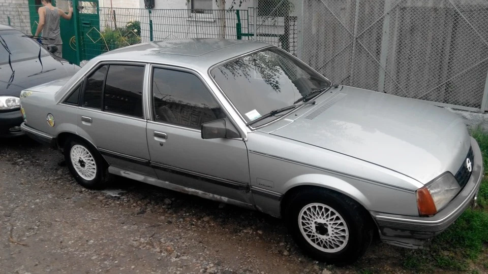 Opel Rekord GLS Exsclusiv 2.2 АКПП 2