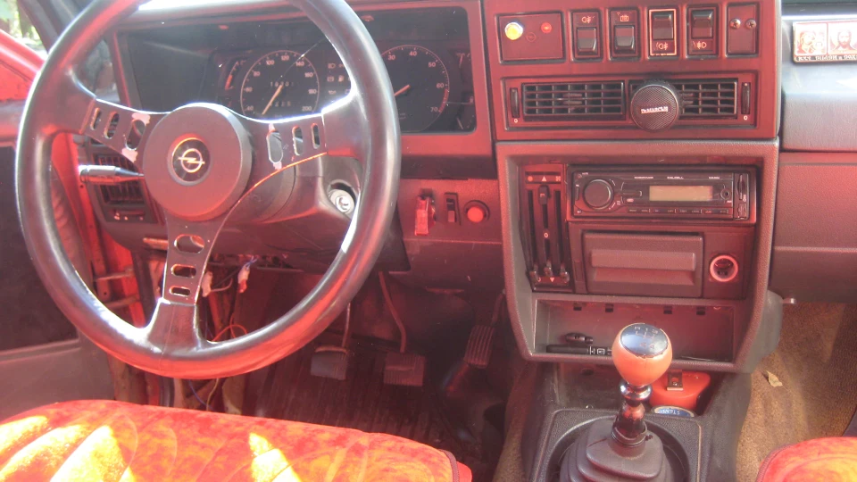 Opel Rekord Червоний ОРЕЛ 3
