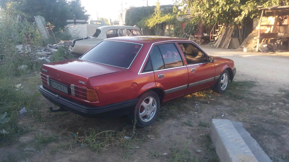 Opel Rekord неплохой робочий апарат 5
