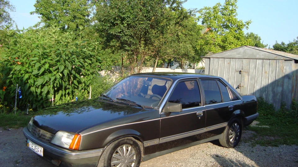 Opel Rekord повний оригінал 2.0S