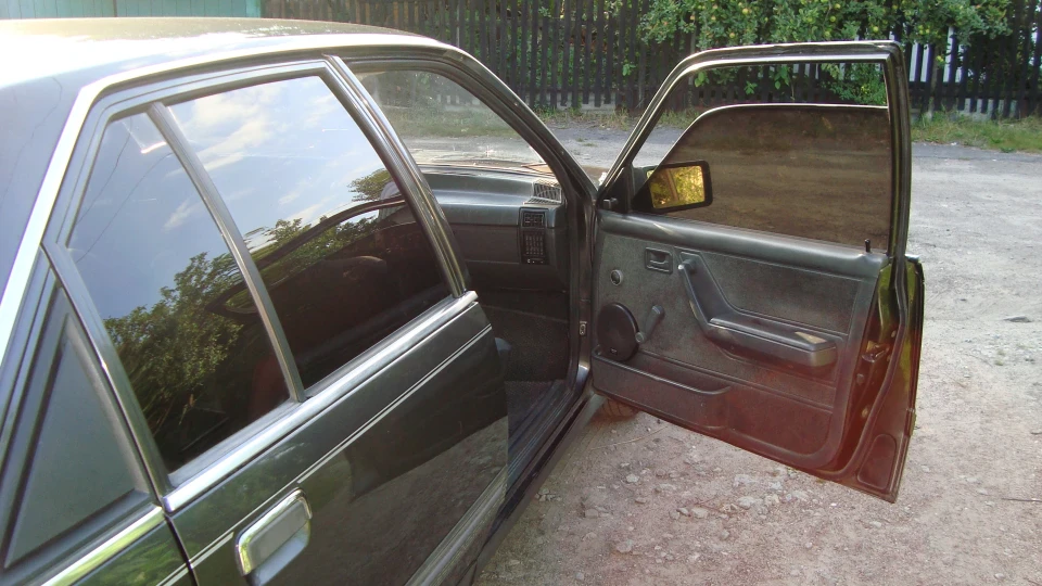 Opel Rekord повний оригінал 2.0S 4