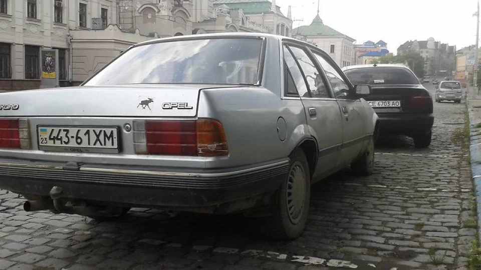 Opel Rekord ПОЛУ МЕРТВИЙ 2