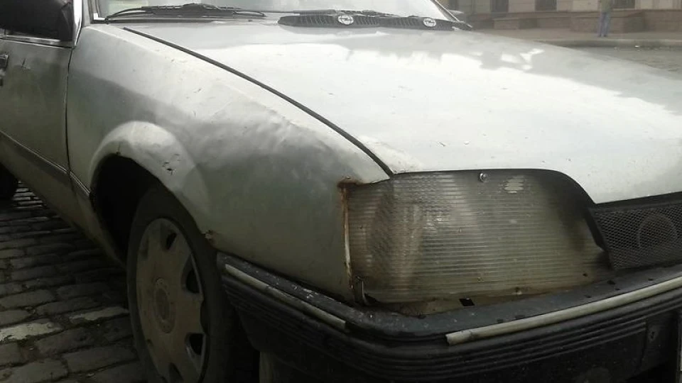 Opel Rekord ПОЛУ МЕРТВИЙ 4