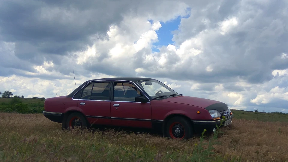 Opel Rekord СТАРИЙ-бодрячок 2