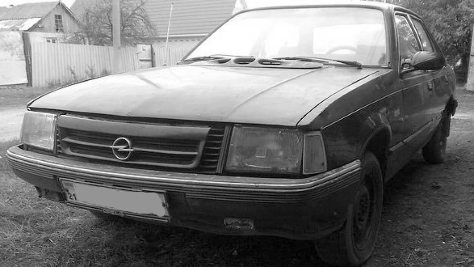 Opel Rekord Жах на крилах ночі