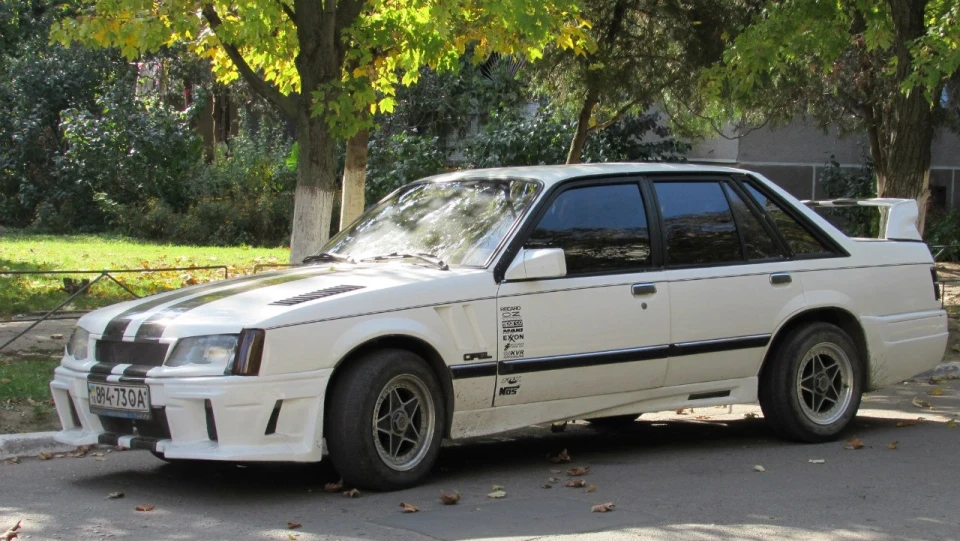 Opel Senator 2.0Е i