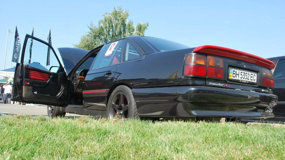 Opel Senator Irmscher 4.0