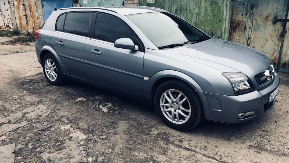 Opel Signum 2