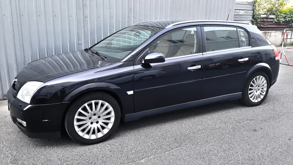 Opel Signum 3.2V6 2