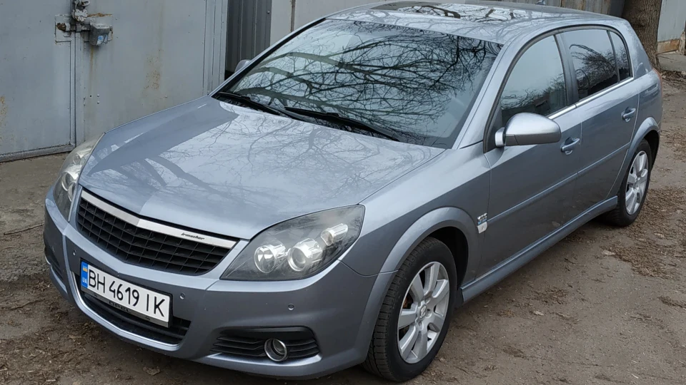 Opel Signum Z19DTH 2