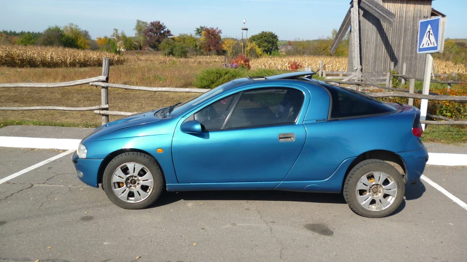 Opel Tigra 1.4 16v 4