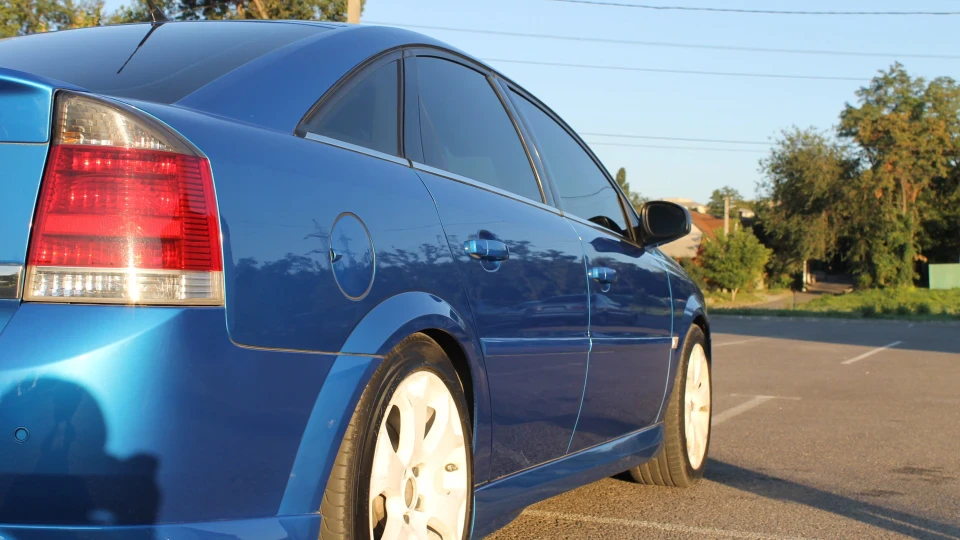 Opel Vectra OPC 4