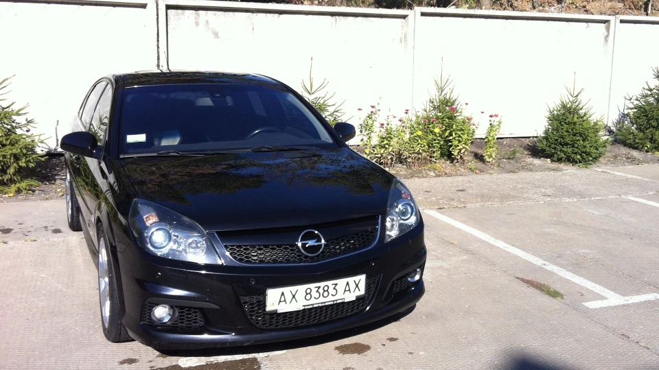 Opel Vectra OPC Black Lightning 3
