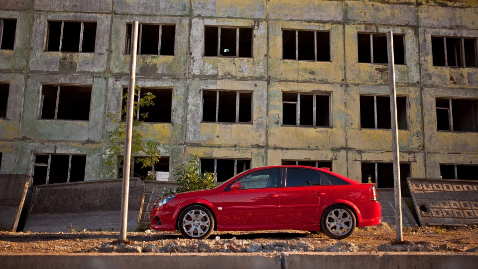 Opel Vectra OPC Червона Сучка 4