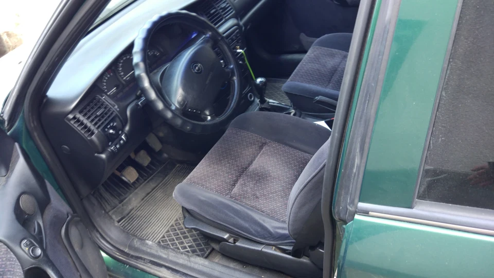 Opel Vectra 2