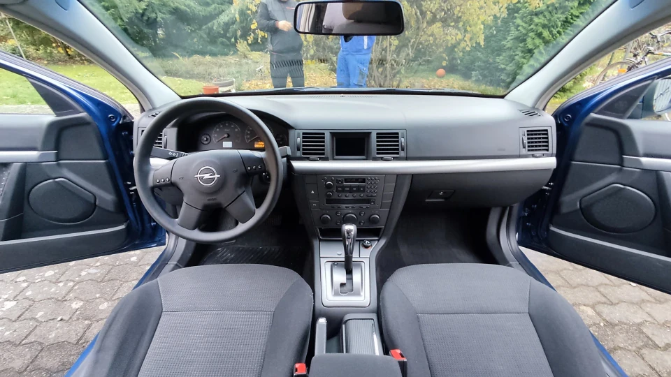 Opel Vectra 2
