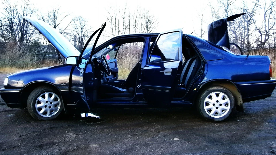 Opel Vectra 4