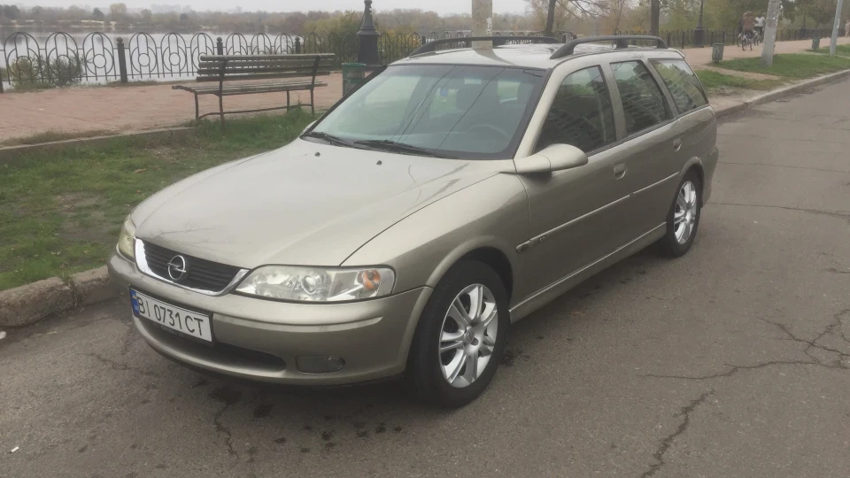 Opel Vectra 4