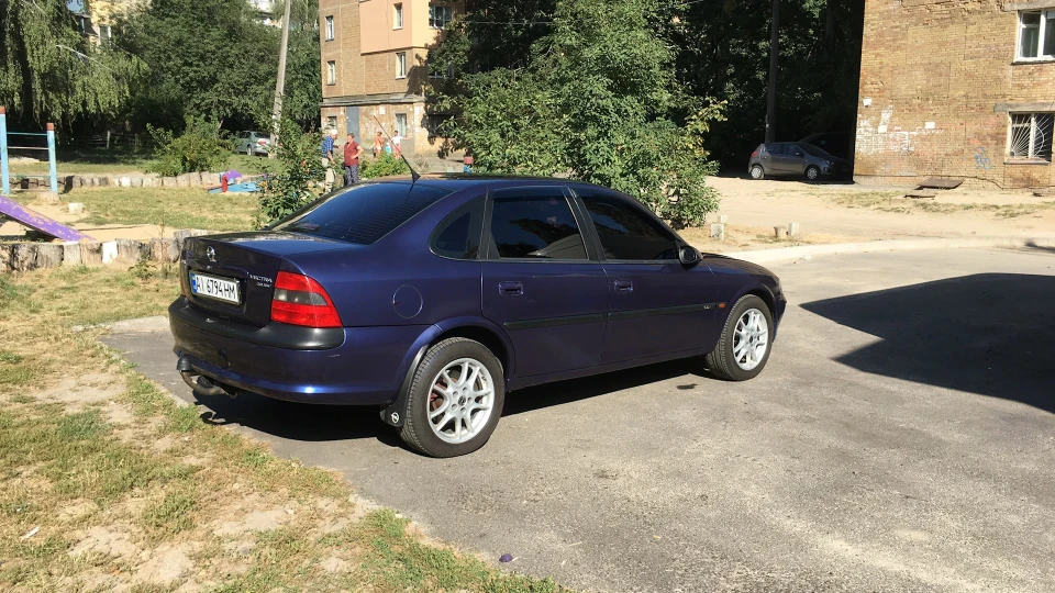 Opel Vectra 2